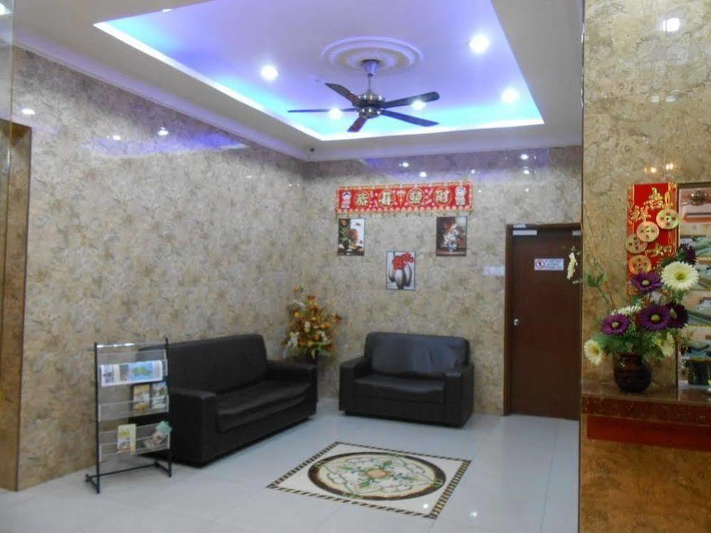 איפוה My Town Hotel מראה חיצוני תמונה